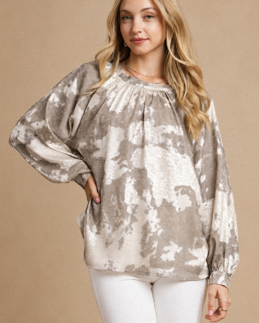 Umgee Full Size Metallic Fabric Blouse with Balloon Sleeves Plus Size - Tidilo editorial photograph